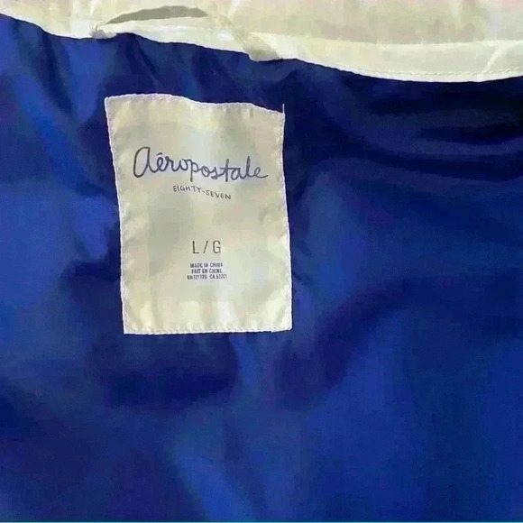 Aeropostale Women’s Puffer Vest Size L White Zipper Front Outdoors Hiking Fall - Picture 9 of 10